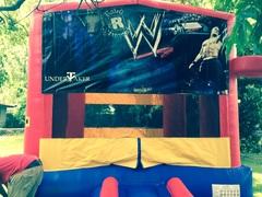 Deluxe Bounce House With Hoop - WWE
