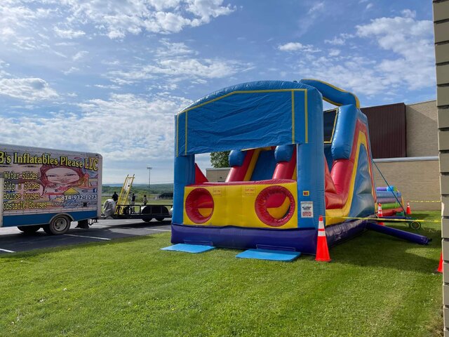 19.5 ft XL Dual Rock Slide 19.5 ft XL Dual Rock Slide