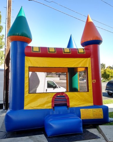 Multicolor Jumper (13'x13') Multicolor Jumper (13'x13')