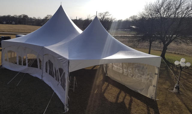 40' Hexagon with 20' X 20' Tent