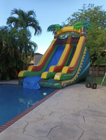 20 ALOHA SLIDE FOR THE POOL 20 ALOHA SLIDE FOR THE POOL