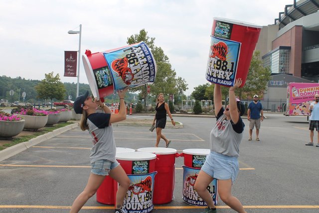Giant Party Pong Giant Party Pong