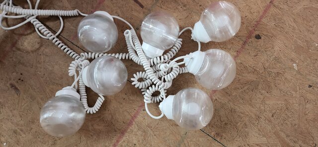 Clear globe string lights Clear globe string lights