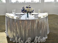 Fancy/unique Sweetheart Table 