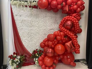 Flower Wall and red rose Urns