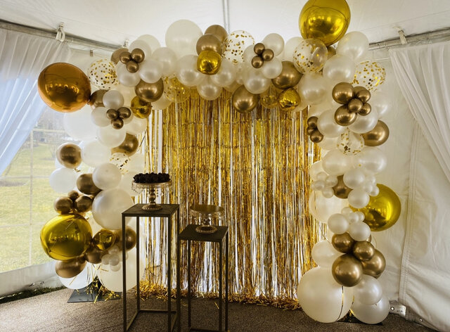 Organic Balloon Garland 18' Organic Balloon Garland 18'