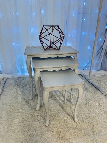 Table - White small stand set Table - White small stand set