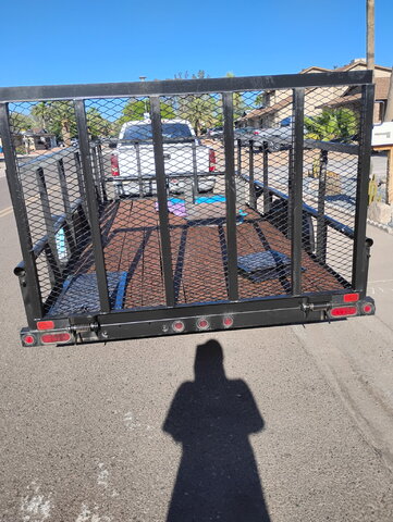 17’ Trailer 17’ Trailer