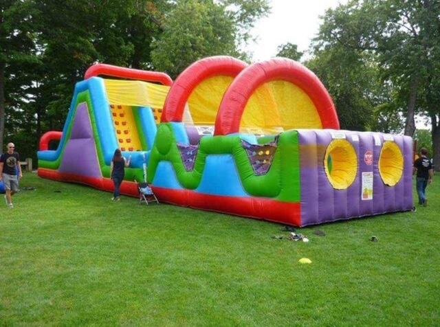 The Squeeze Obstacle course The Squeeze Obstacle course