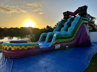 <center>16ft Level Up Water Slide W/ XL Pool