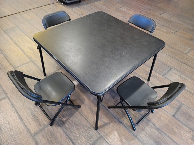 Kids Table and Chair Set Kids Table and Chair Set