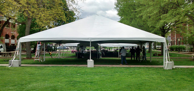 40' X 40' (1,600 square feet) Frame Tent 40' X 40' (1,600 square feet) Frame Tent