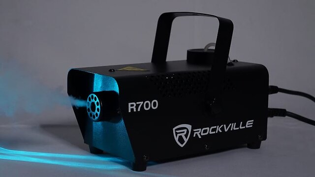 Rockville R700 Fog/Smoke Machine Rockville R700 Fog/Smoke Machine