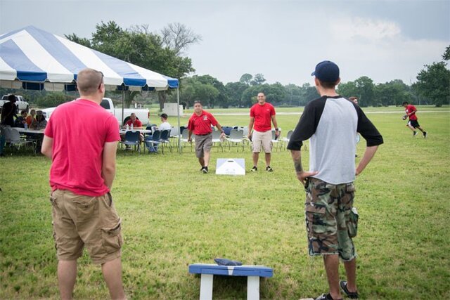 (A) Corn Hole (A) Corn Hole