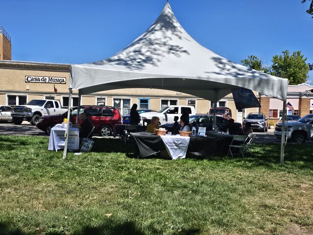 High Peak 20x20 High Peak 20x20