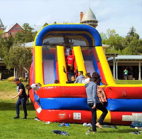 GIANT DUAL LANE SLIDE 22 FOOT GIANT DUAL LANE SLIDE 22 FOOT