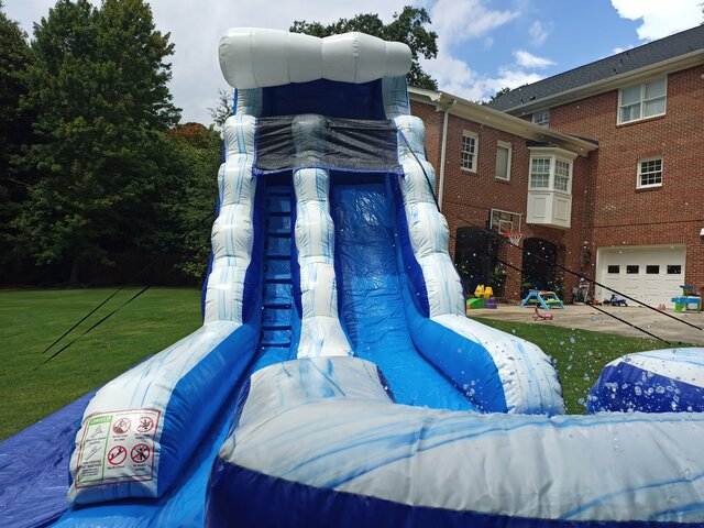 15' Tidal Wave Water Slide 15' Tidal Wave Water Slide