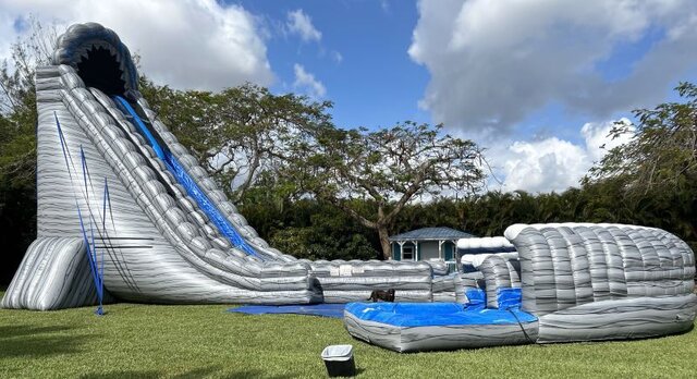 40' Tall - Roaring River Water Slide dual lane 40' Tall - Roaring River Water Slide dual lane