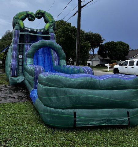 22' Tall - Little Hulk Water Slide dual lane 22' Tall - Little Hulk Water Slide dual lane