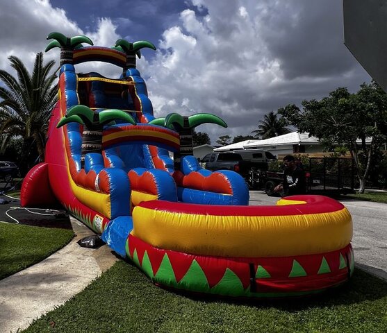 25' Tall - South Beach Water Slide single lane 25' Tall - South Beach Water Slide single lane