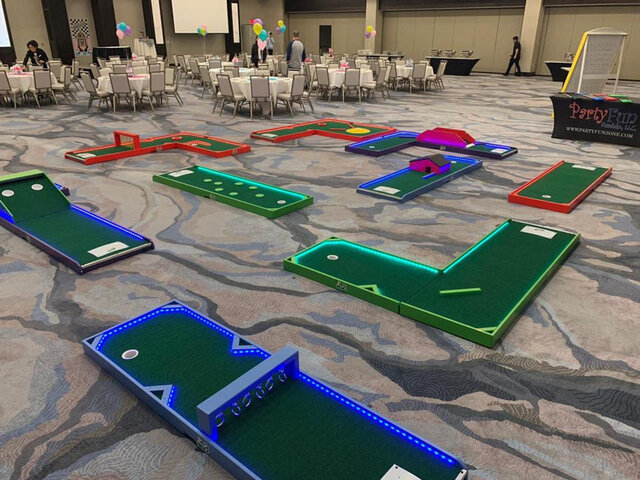 6 Hole LED Mini Golf 6 Hole LED Mini Golf