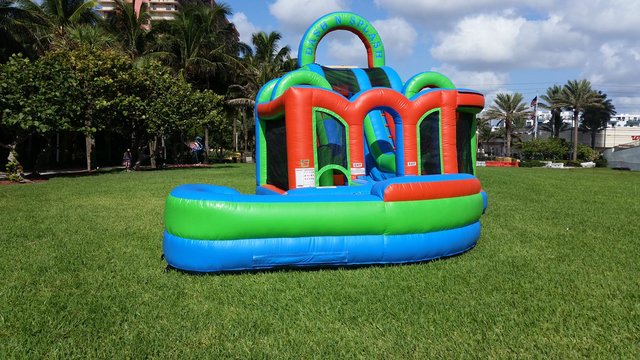 Dash N Splash Obstacle Combo Water Slide Dash N Splash Obstacle Combo Water Slide