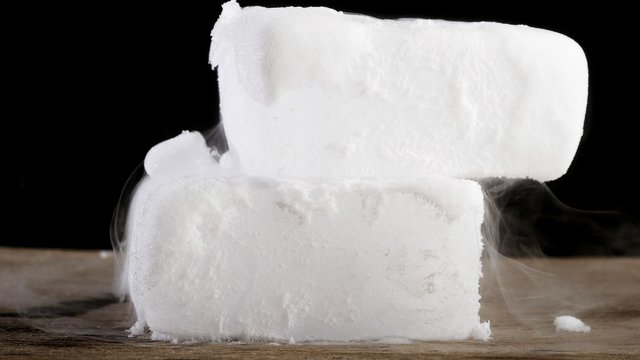 25 Pounds of Dry Ice Delivered with your Machine 25 Pounds of Dry Ice Delivered with your Machine