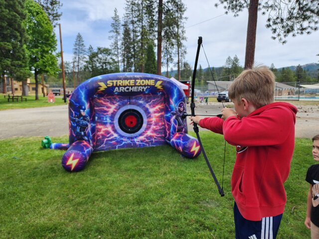 super hero kids strike zone archery game