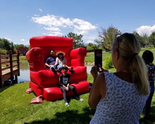 big-chair-photo-booth-rentals