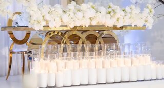 Candles in Clear Vase with White Sand