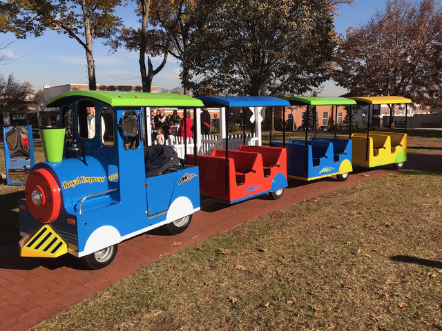 Electric Trackless Train