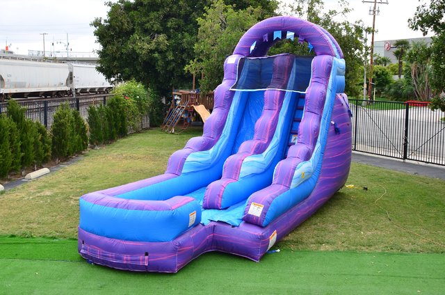 15 ft Splashin' Marble Waterslide 15 ft Splashin' Marble Waterslide