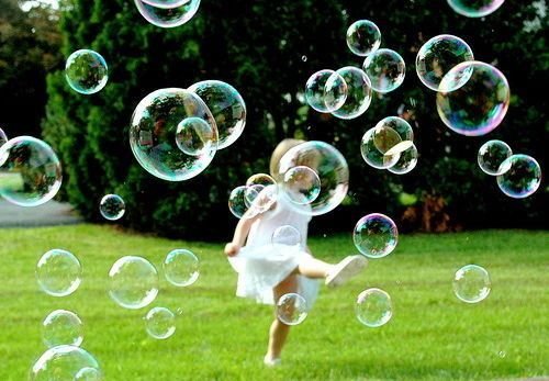 Bubble Machine Solution (1 GALLON) Bubble Machine Solution (1 GALLON)