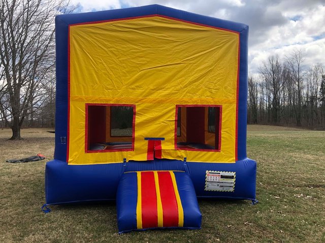 Fun Zone Bounce House Fun Zone Bounce House