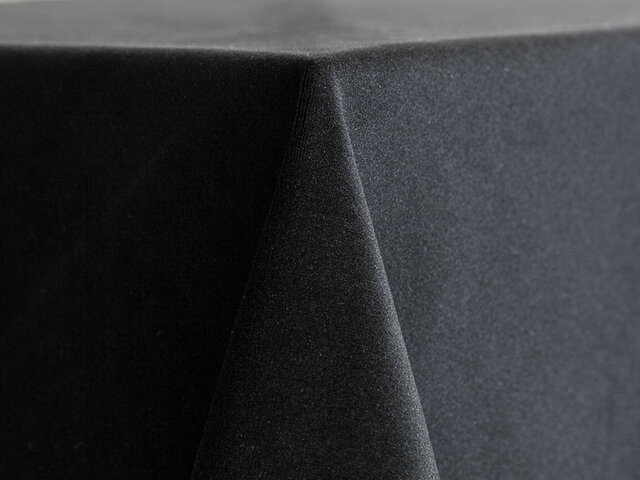 Linen - Black Velvet 120in Round Tablecloth