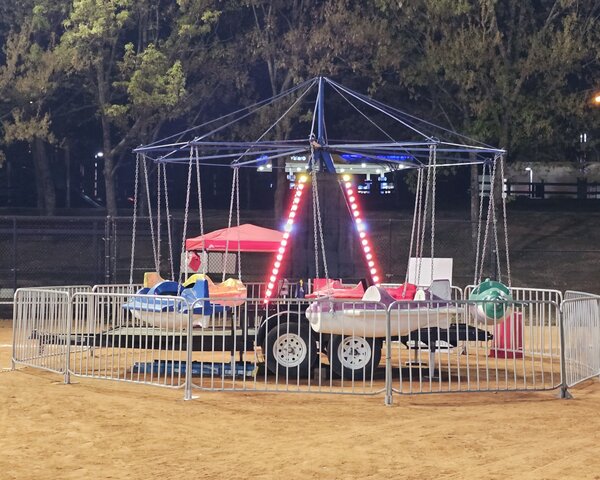 Jet Swings Carnival Ride Jet Swings Carnival Ride