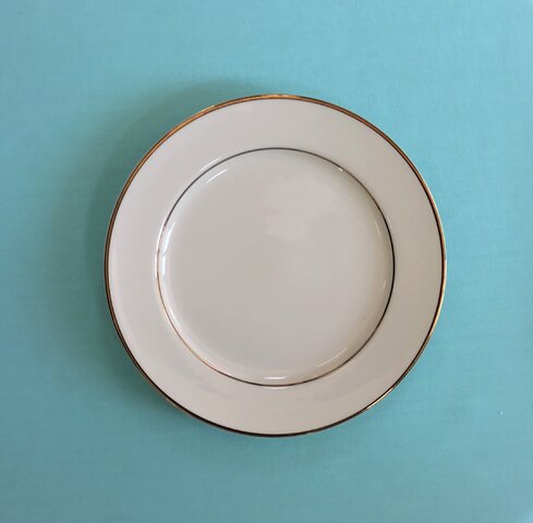 IVORY GOLD BAND (SALAD-DESSERT PLATE 7in
