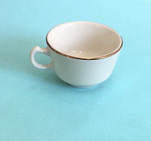 DIPLOMAT IVORY GOLD BAND (COFFEE CUP)