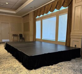 6x8 stage pieces mobile