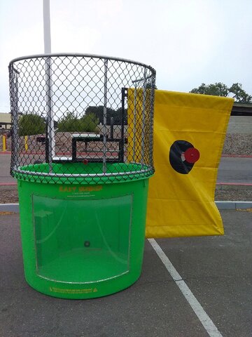Premium Green Dunk Tank Premium Green Dunk Tank