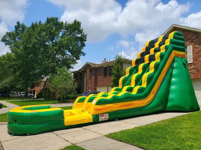 19Ft Jungle Falls Slide (DRY) 19Ft Jungle Falls Slide (DRY)
