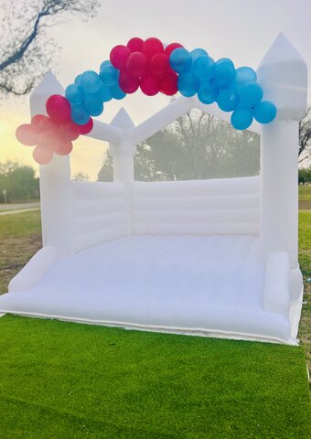 White Bounce House White Bounce House