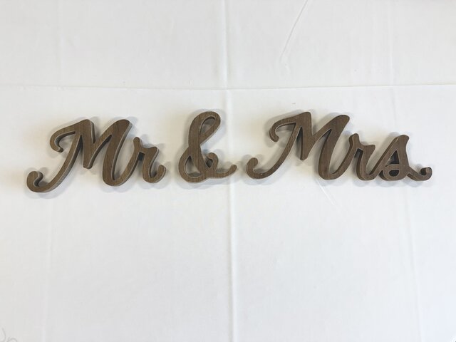 Mr & Mrs Brown Wood 6 Inch Tall Mr & Mrs Brown Wood 6 Inch Tall