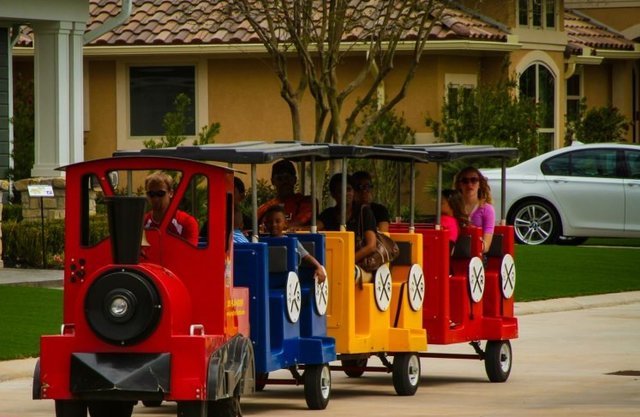 Trackless Train 2 hours Trackless Train 2 hours
