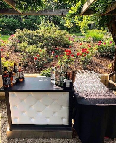 4ft White Tufted Bar 4ft White Tufted Bar