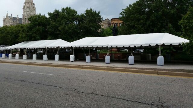 30' x 60' Standard Frame Tent 30' x 60' Standard Frame Tent