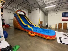 <p>(#13) 18 FT Red Water Slide</p>