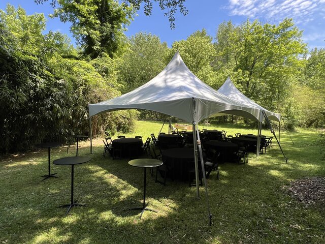 20 'x 40' Tent Package For 64 Guests 20 'x 40' Tent Package For 64 Guests
