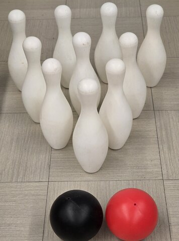 Oversized Bowling Game Oversized Bowling Game