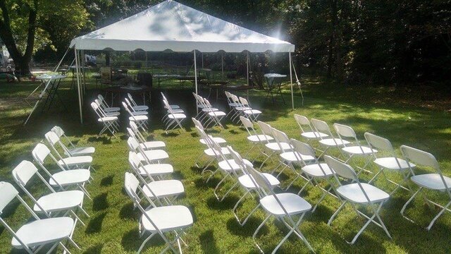 20x40 Frame Tent on Grass (Capacity 80-105) 20x40 Frame Tent on Grass (Capacity 80-105)